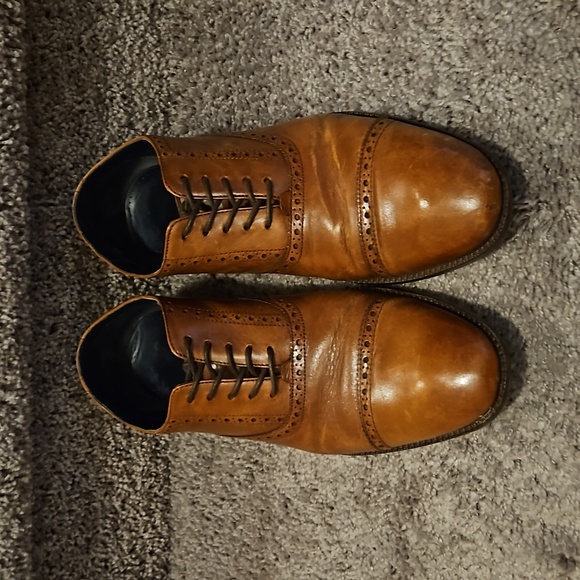 Men's Dress Shoes - Picture 4 of 5